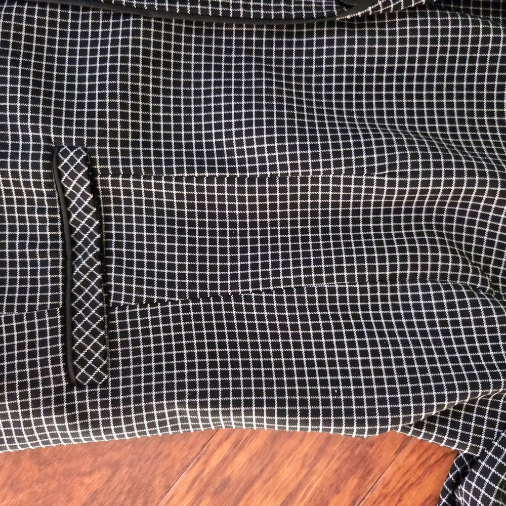 Cleo Black and White Houndstooth Blazer - Picture 7 of 10